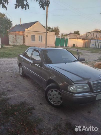 Mercedes-Benz C-класс 1.8 МТ, 1994, 250 000 км