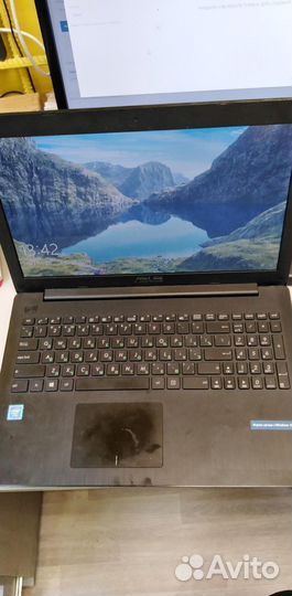 Ноутбук asus X553MA