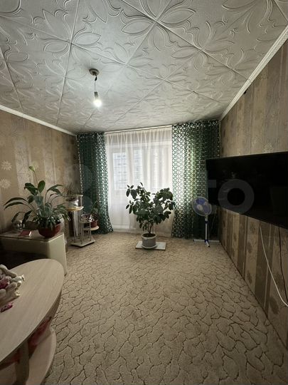 2-к. квартира, 48 м², 4/9 эт.