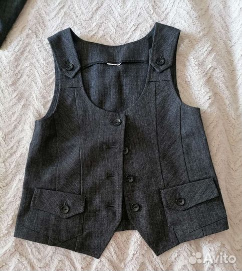Жилетка для девочки школьная