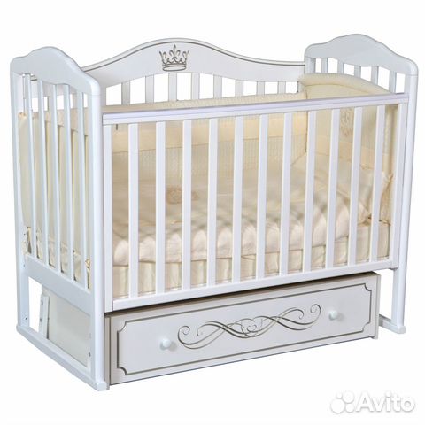 Кровать с маятником