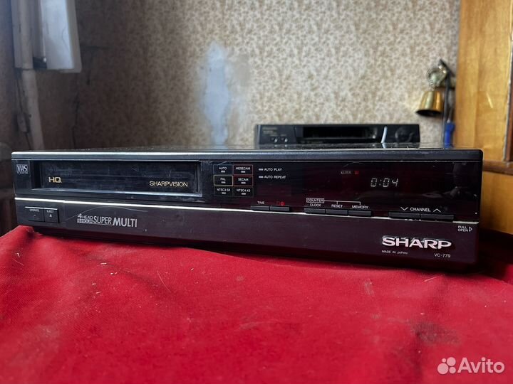 Магнитофон Sharp VC-779E