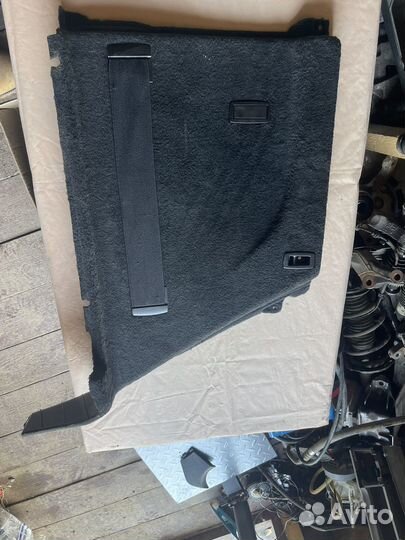 Обшивка багажника левая bmw x5 f15