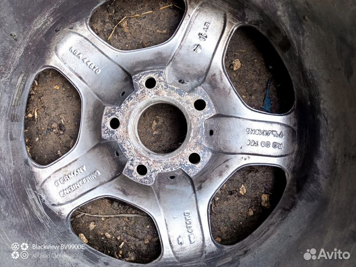 Литый диск r16