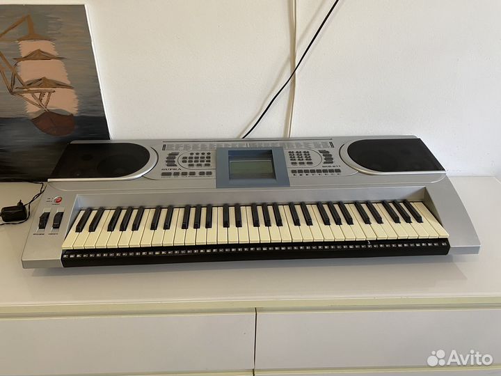 Синтезатор supra