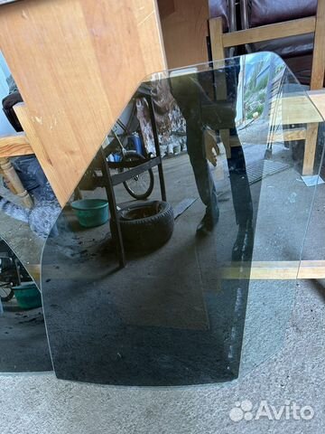 Стекла боковые передние