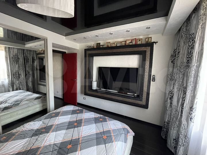 2-к. квартира, 58 м², 2/9 эт.