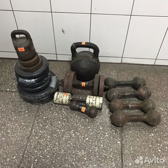 Гантели в ассортименте