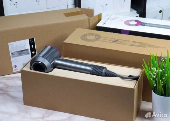 Фен Dyson Supersonic HD08 с гарантией новый