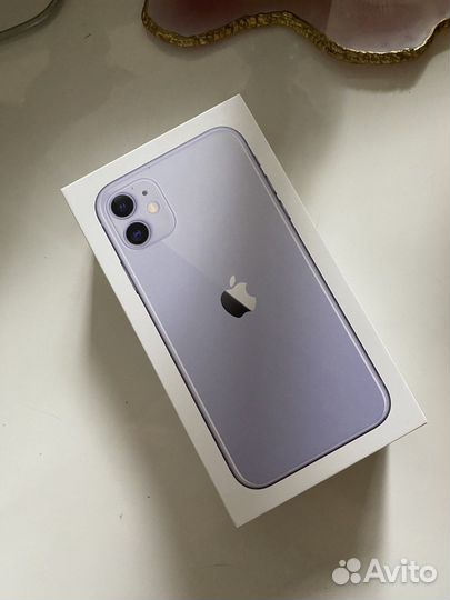 Коробка iPhone 11