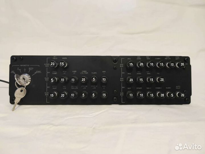 Панель предохранителей Цессна 172 авиасимулятор