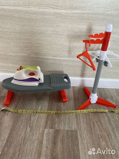 Детская гладильная доска, утюг