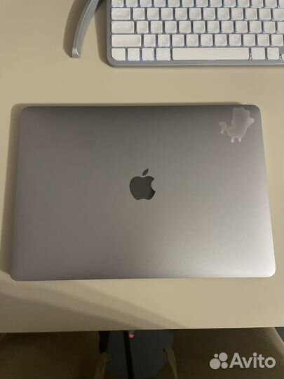 Macbook Pro 13 2019 8/256gb