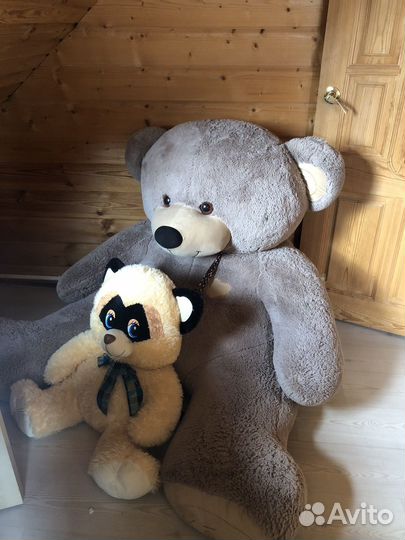 Плюшевый медведь