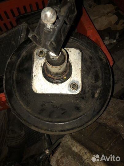 Вакуумный уселитель тормозов Audi A4 B5 1,8Т