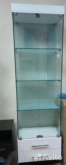 Продам витрину