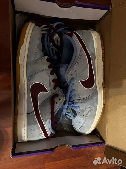 Nike dunk sb low philadelphia phillies