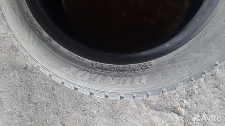 Dunlop SP Winter Ice02 205/55 R16