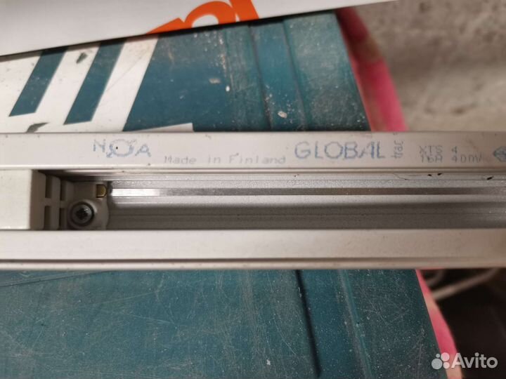 Трековые светильник lug robin