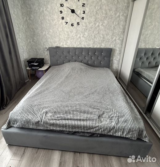 Кровать 180 на 200