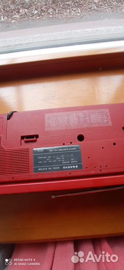 Кассетный магнитофон sanyo конец 90х