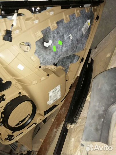 Обшивка двери Фольксваген Пассат Б6 VW Passat B6