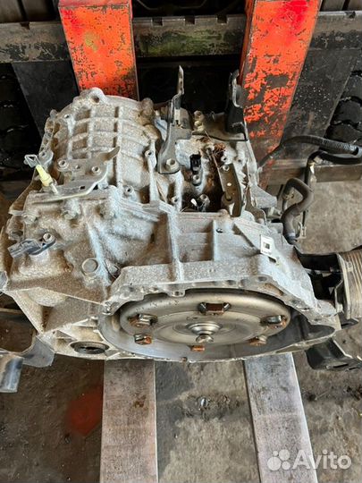 Автомат Toyota Noah ZRR80W 3ZR-FAE 2014