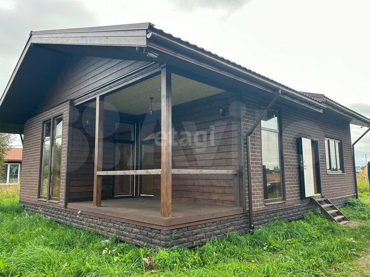 Дом 108 м² на участке 11 сот.