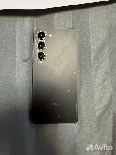 Samsung Galaxy S23, 8/256 ГБ
