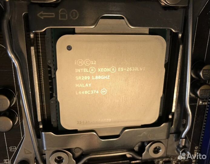 Процессор Intel Xeon E5-2630LV3