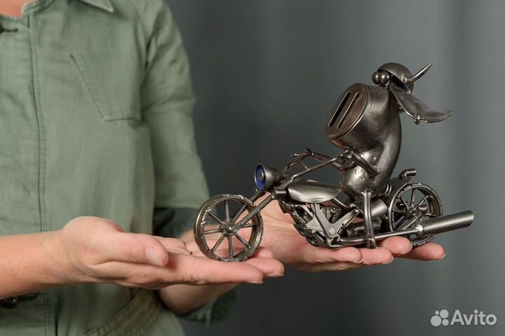 Байкер Свин, Свинка, техно-арт, стим-панк