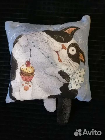 Подушка декоративная с котом