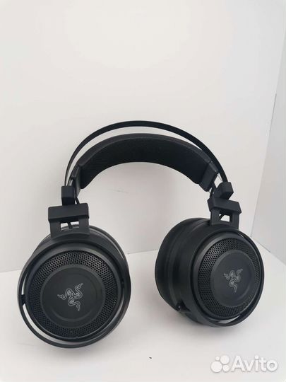 Беспроводные наушники Razer Nari