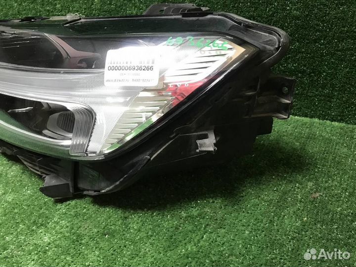 Фара левая Volvo XC60