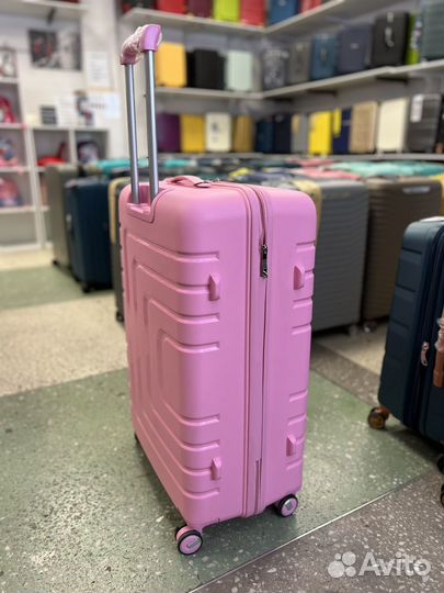 Чемодан L большой стильный женский розовый