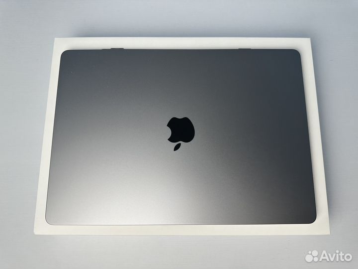 MacBook Air 15 2023 M3/16/512Gb Gray, 44 цикла