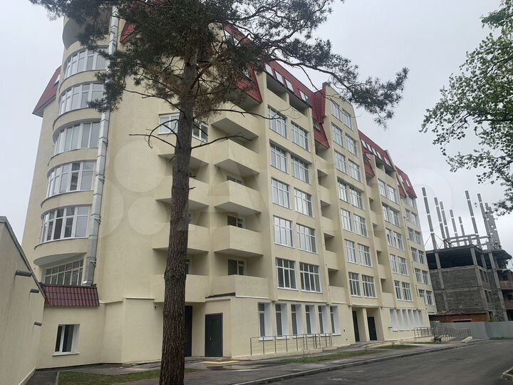 3-к. квартира, 122,6 м², 8/8 эт.