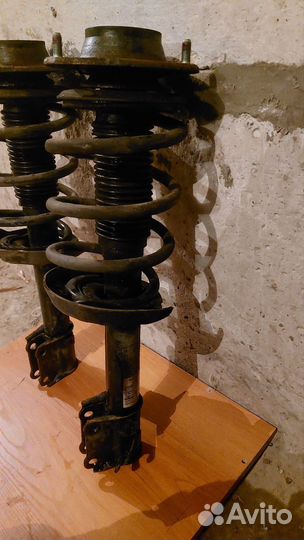 Амортизатор передний Kia Sportage II