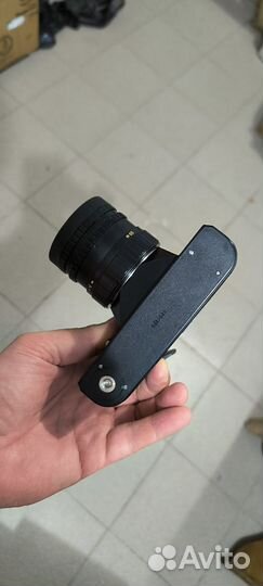 Зеркальный фотоаппарат