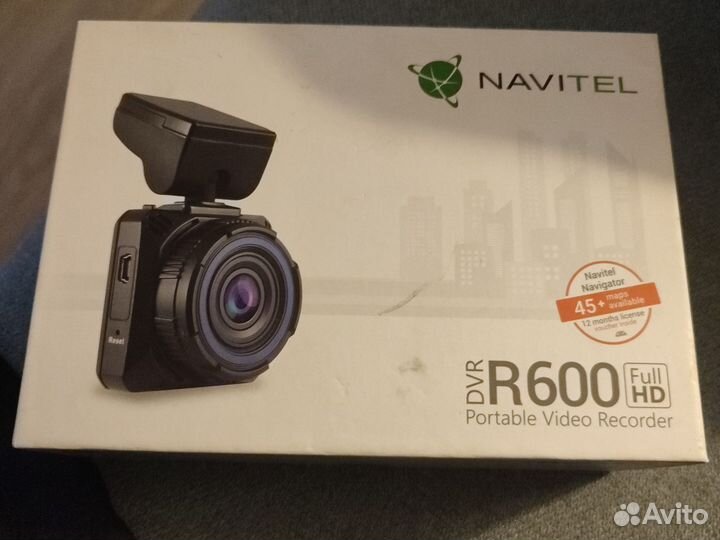 Navitel r600