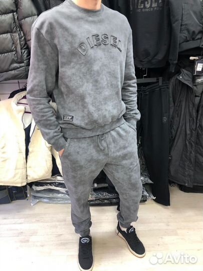 Спортивный костюм мужской