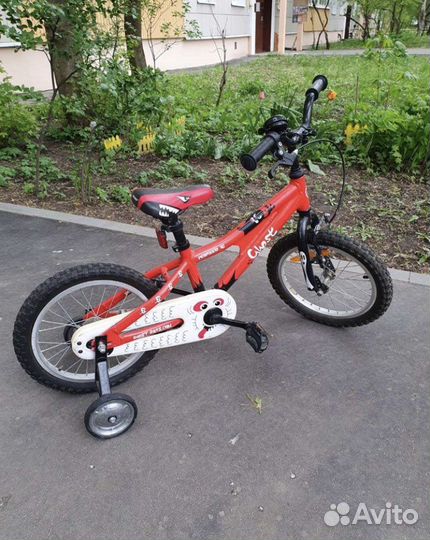 Велосипед четырехколестный детский