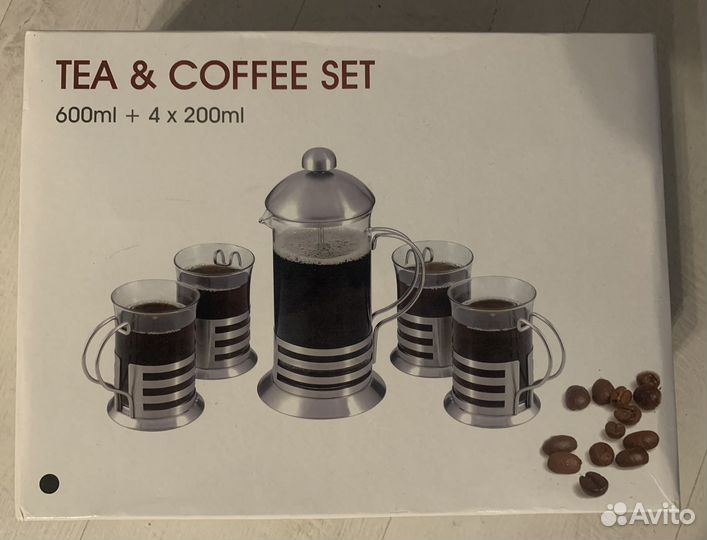 Набор френч-пресс и 4 стакана с подстаканниками