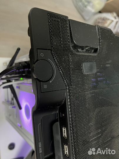 Подставка с охлаждением для ноутбука