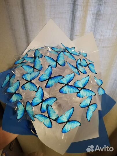 Букет с бабочками светящийся