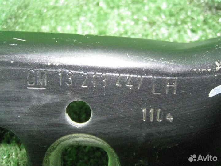 Петля капота левая Opel astra H 2010