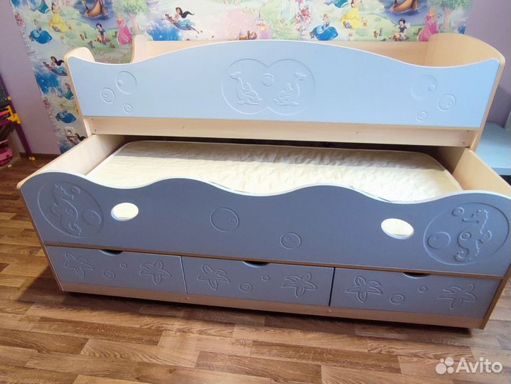 Детская кровать двухъярусная