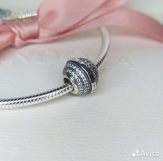 Шарм Pandora Логомания