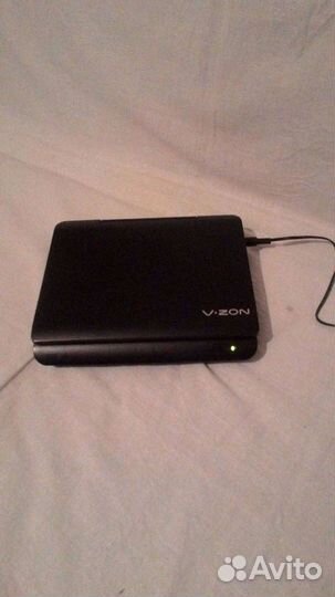 Портативный видеопроигрыватель