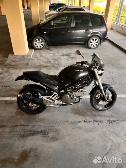 Ducati monster m600 dark